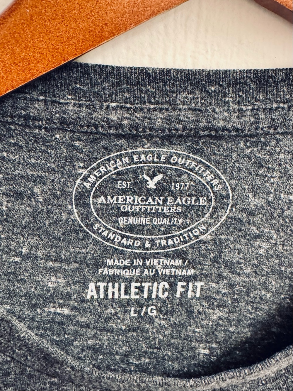 American Eagle Outfitters Heather Charcoal Tee with White Logo - Picture 2 of 3